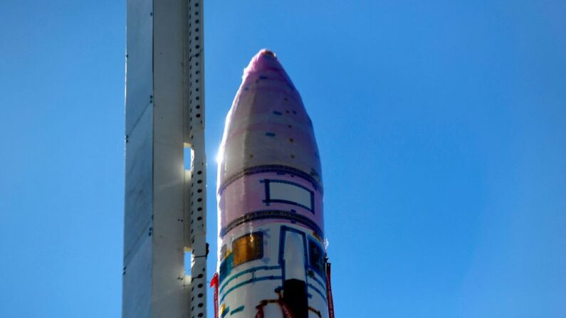 La micro-fusée "Miura-1" est destinée à envoyer de petits satellites dans l'espace. (Photo CRISTINA QUICLER/AFP via Getty Images)