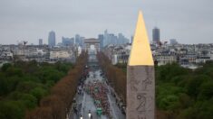 Les Champs-Elysées transformés en salle de classe pour une dictée géante début juin