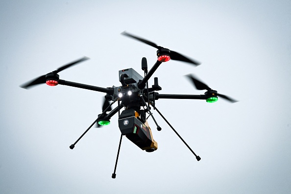 Un drone utilisé par l'armée française. Illustration. (OLIVIER CHASSIGNOLE/AFP via Getty Images)
