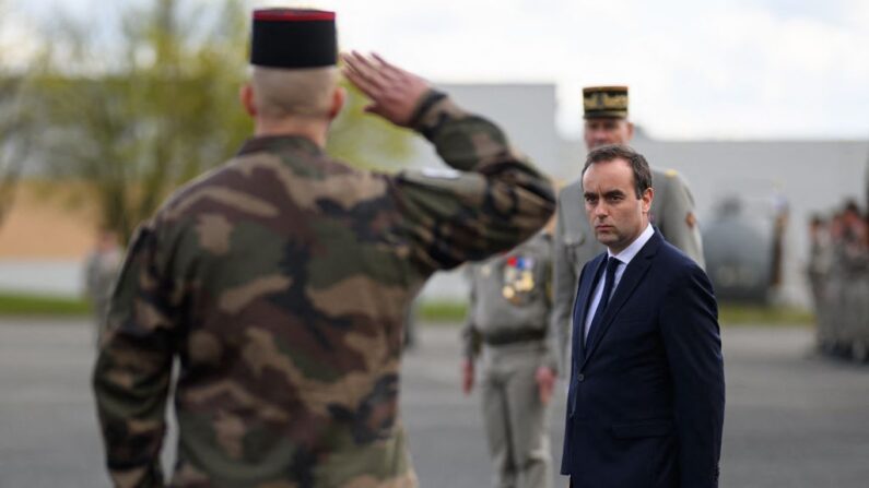 Le ministre français des Armées Sébastien Lecornu. (Photo SEBASTIEN BOZON/AFP via Getty Images)