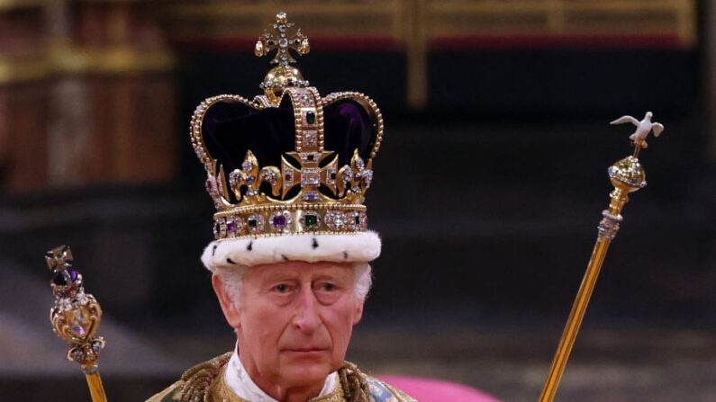 Charles III est devenu roi du Royaume-Uni et de 14 pays du Commonwealth, du Canada à l'Australie en passant par la Jamaïque, en septembre, à la mort de sa mère Élizabeth II à l'âge de 96 ans. (Photo RICHARD POHLE/POOL/AFP via Getty Images)