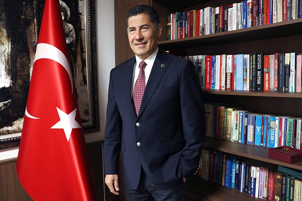 Sinan Ogan, académicien turc et candidat à la présidence de l'alliance nationaliste ATA. (ADEM ALTAN/AFP via Getty Images)