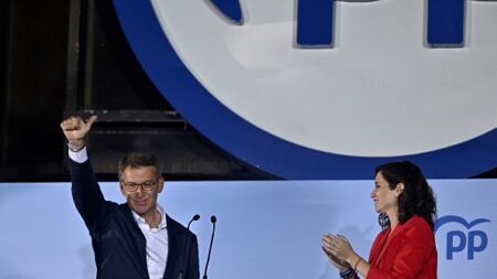 Espagne: le chef de l’opposition de droite annonce «un nouveau cycle politique»