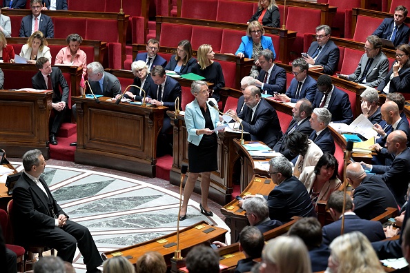 Le Première ministre Élisabeth Borne à l'Assemblée nationale, à Paris, le 30 mai 2023. (ALAIN JOCARD/AFP via Getty Images)
