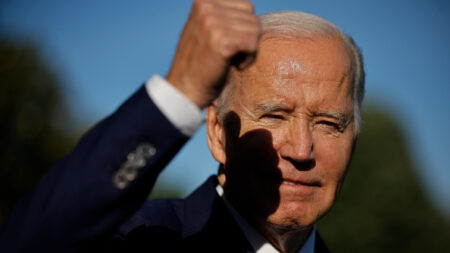 Accord budgétaire: Joe Biden se réjouit d’un «compromis» qui va «éviter un défaut catastrophique»