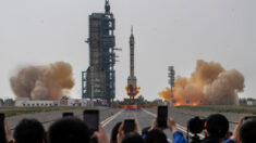 La Chine envoie dans l’espace son premier astronaute civil