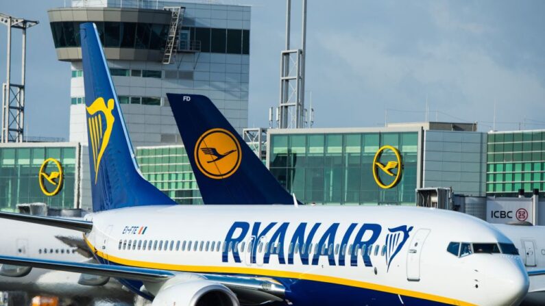 Ryanair estime que les nouveaux avions prévus pour livraison entre 2027 et 2033 lui permettront de créer entre autre plus de 10.000 nouveaux emplois. (Photo ANDREAS ARNOLD/DPA/AFP via Getty Images)