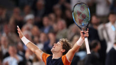 Roland-Garros: Ruud élimine Rune et rejoint Zverev en demi-finales