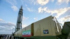 L’Iran dévoile un missile balistique hypersonique