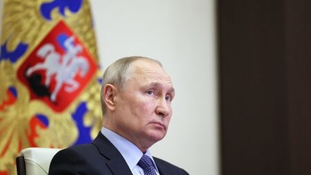 En Russie, les procès pour avoir critiqué l’offensive en Ukraine s’enchaînent