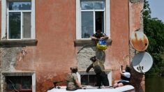 Ukraine: 700.000 personnes touchées par des pénuries d’eau à la suite de la catastrophe d’un barrage