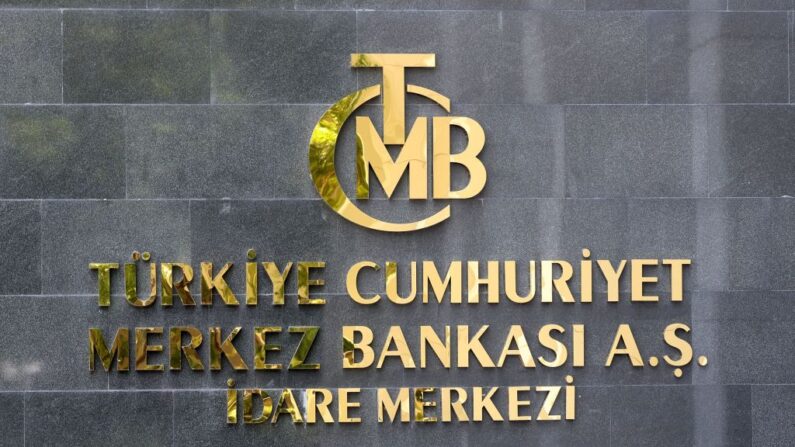 Le président turc Recep Tayyip Erdogan a nommé l'ancien dirigeant de Wall Street Hafize Gaye Erkan au poste de gouverneur de la banque centrale le 9 juin 2023. (Photo ADEM ALTAN/AFP via Getty Images)