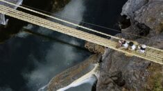 Au Pérou, le rituel de la rénovation du dernier pont suspendu inca au monde