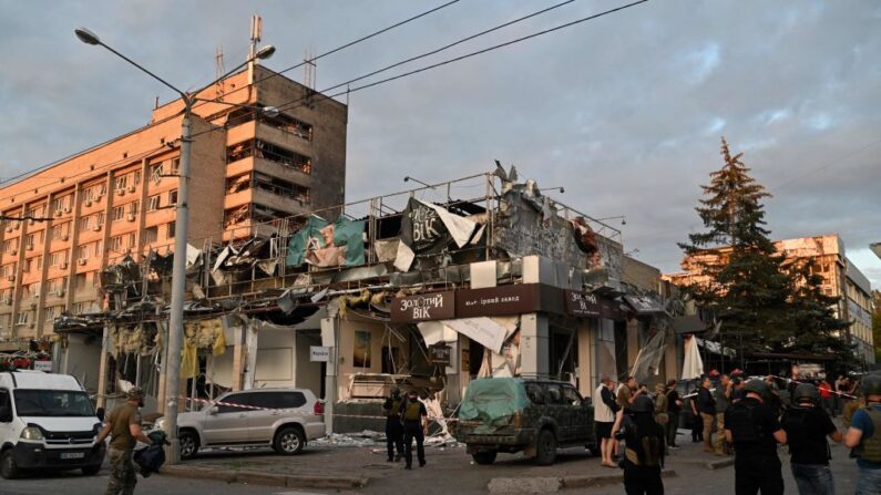 Un restaurant à Kramatorsk dans l'est de l'Ukraine, après qu'un missile l'a touché le 27 juin 2023. (Photo GENYA SAVILOV/AFP via Getty Images)