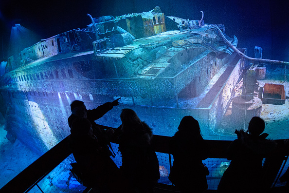 Une présentation panoramique à 360 degrés de l'épave du Titanic par l'artiste Yadegar Asisi lors d'une présentation à la presse le 27 janvier 2017 à Leipzig, en Allemagne. (Jens Schlueter/Getty Images)