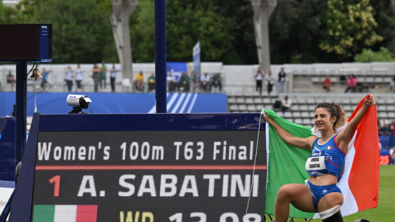 Ambra Sabatini, première femme à passer sous la barre des 14 secondes (13 sec 98/100) lors de la finale. (Photo by Matthias Hangst/Getty Images)