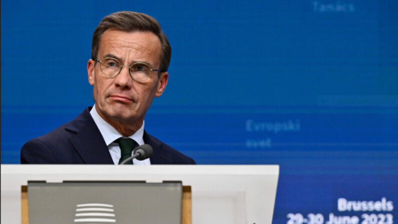 Le Premier ministre suédois Ulf Kristersson lors de la conférence de presse au deuxième jour de la réunion du Conseil européen à Bruxelles, le 30 juin 2023. (John Thys/AFP via Getty Images)