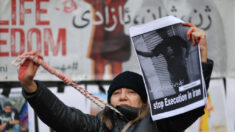 Iran: exécution en public de deux hommes pour l’attaque d’un sanctuaire