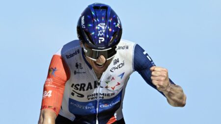 Tour de France: le Canadien Michael Woods s’impose au sommet du Puy de Dôme