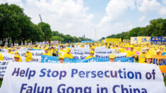 Les défenseurs des droits de l’homme dénoncent les 24 ans de génocide des Falun Gong par le PCC lors d’un rassemblement à Washington