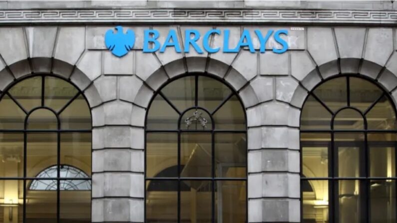 Vue générale de la succursale Fleet Street de la Barclays Bank à Londres, Angleterre, le 16 février 2010. (Dan Kitwood/Getty Images)
