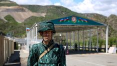 Emmanuel Macron veut «accroître la pression» sur l’Azerbaïdjan pour tenter de lever le blocus du Karabakh