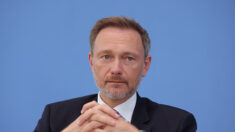 Visite à Kiev du ministre allemand des Finances