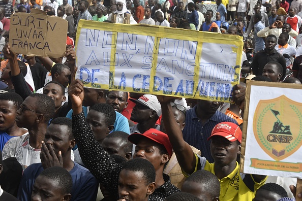 Une manifestation organisée à l'occasion de la fête de l'indépendance à Niamey, le 3 août 2023. (Photo AFP via Getty Images)