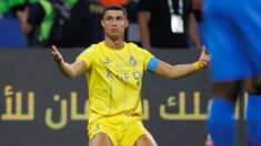 Cristiano Ronaldo crée un malaise en faisant un signe de croix après un but en Arabie saoudite
