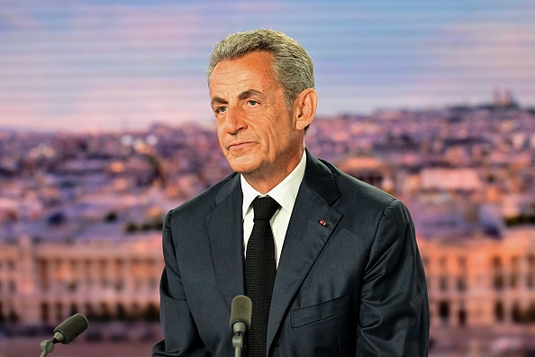 L'ancien président français Nicolas Sarkozy, avant une interview dans le journal télévisé de TF1, le 23 août 2023. (Photo EMMANUEL DUNAND/AFP via Getty Images)