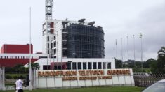 Gabon: en pleine élection présidentielle, RFI et France 24 sont suspendus, un couvre-feu est imposé