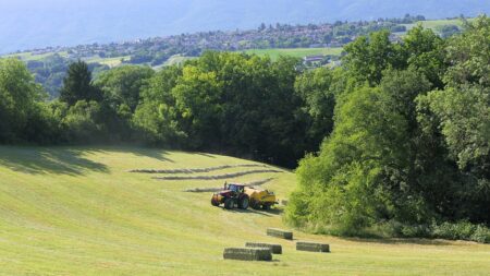 Ardèche: un agriculteur décède dans un accident de tracteur