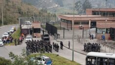 Équateur: libération des 57 gardiens et policiers retenus en otage par des détenus
