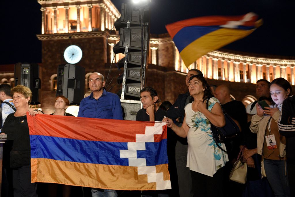 La république autoproclamée du Nagorny Karabakh annonce sa dissolution