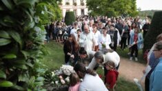 Eure: des centaines de personnes rendent hommage à Lisa, la fillette battue à mort