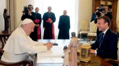 Emmanuel Macron: «C’est ma place» d’aller à la messe du pape à Marseille