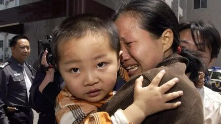 En Chine, une femme condamnée à mort pour trafic d’enfants, en commençant par le sien