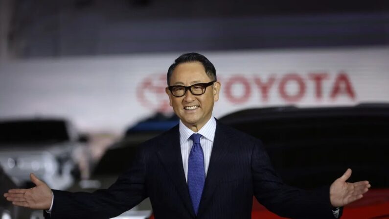 Le président de Toyota, Akio Toyoda à Tokyo, le 14 décembre 2021. (Behrouz Mehri/AFP via Getty Images)