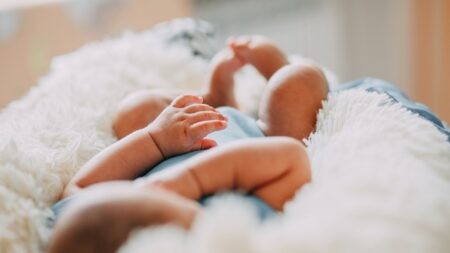 Nouveau-nés: situation «alarmante» en réanimation et en soins intensifs