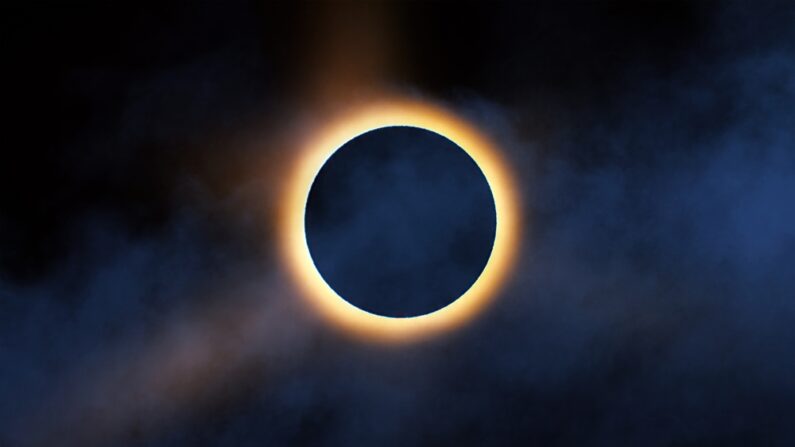 Un "anneau de feu" pendant une éclipse solaire. (DCPmedia/Shutterstock)