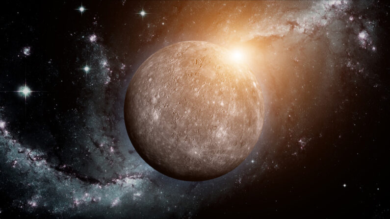 Bien que Mercure soit proche du Soleil, son noyau interne ne cesse de se refroidir. (Photo: NASA images/Shutterstock)