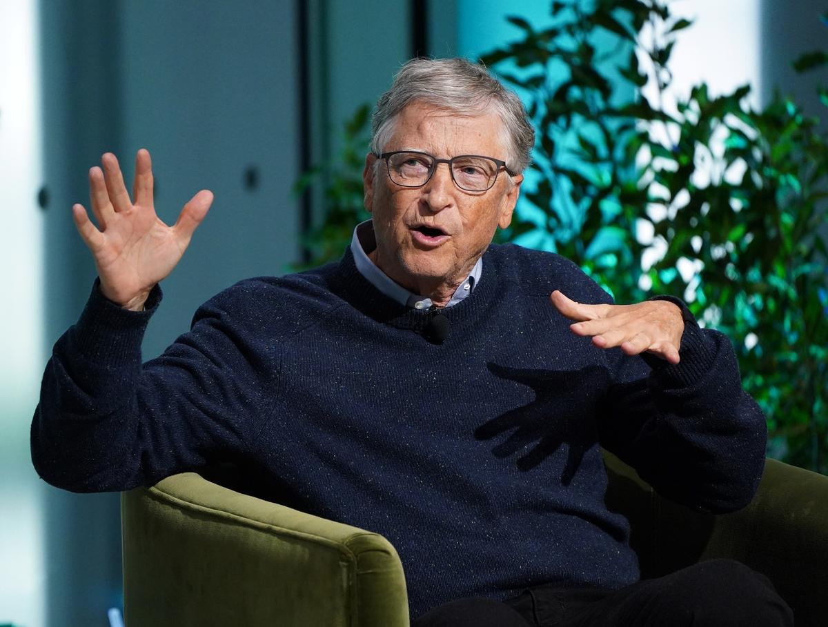 Les progrès constants de l'IA pourraient précipiter l'avènement de la semaine de trois jours selon Bill Gates