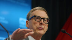 Selon le gouverneur de la Banque du Canada, la taxe carbone est responsable de 16% de l’inflation du pays