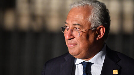 Éclaboussé par une affaire de corruption, le Premier ministre portugais démissionne