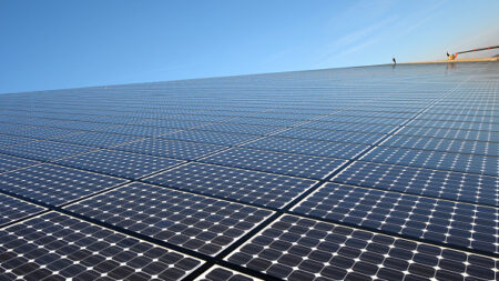 En France se dessine la «plus grande» usine de panneaux solaires d’Europe
