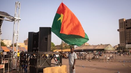 Burkina: des jihadistes présumés ont tués quinze civils dans des «attaques simultanées»