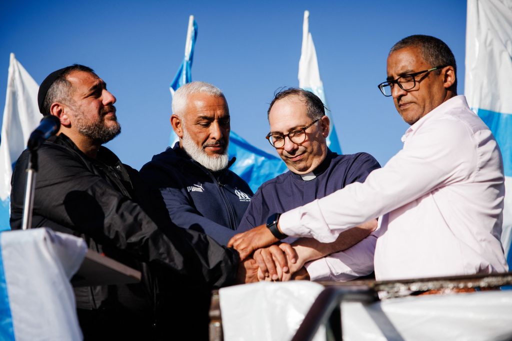 À Marseille, un rabbin et un supporter de l'OM, ensemble, contre le piège de la haine