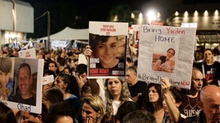 Otages du Hamas: les trois adolescents franco-israéliens Erez, Sahar et Eitan vont bien, rassure Catherine Colonna