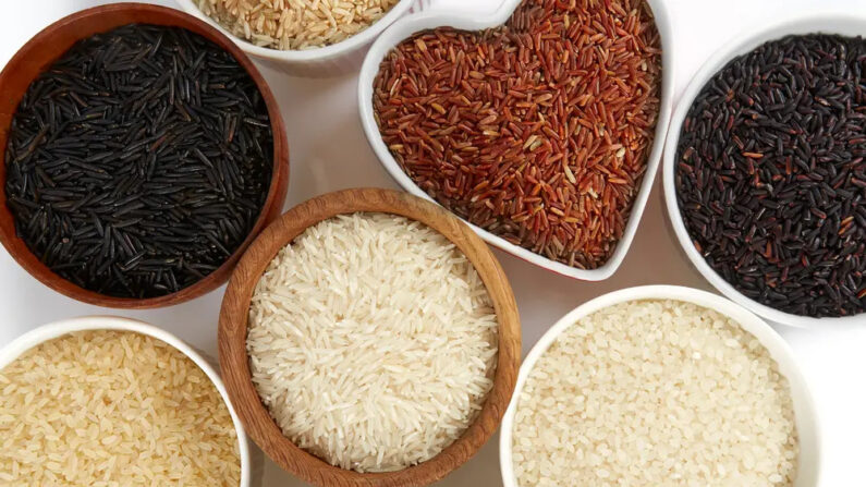 En médecine traditionnelle chinoise (MTC), le riz est considéré comme une plante médicinale. Différentes variétés de riz offrent des propriétés thérapeutiques différentes. (Diana Taliun/Shutterstock)