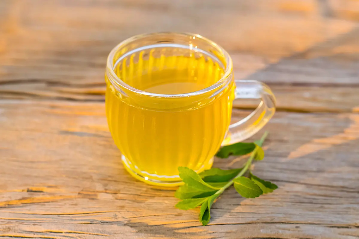 Le thé noir et le thé vert peuvent inactiver les sous-variants Covid-19 Omicron, selon une étude récente